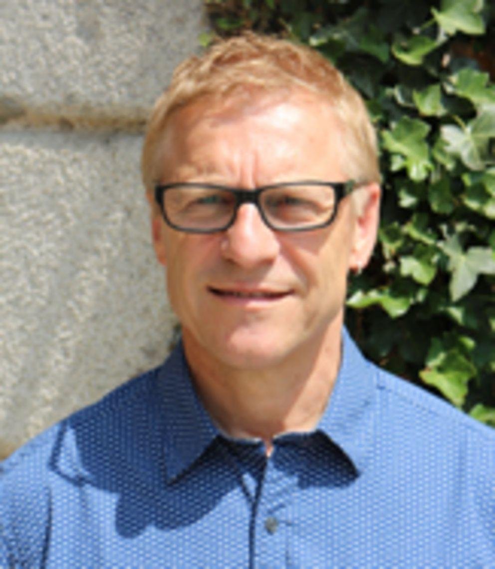 Administration Wolfgang Raster